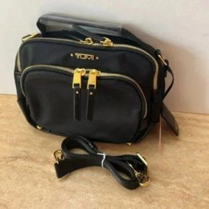 TUMI Voyageur Troy Zip Pocket Crossbody Bag in Black